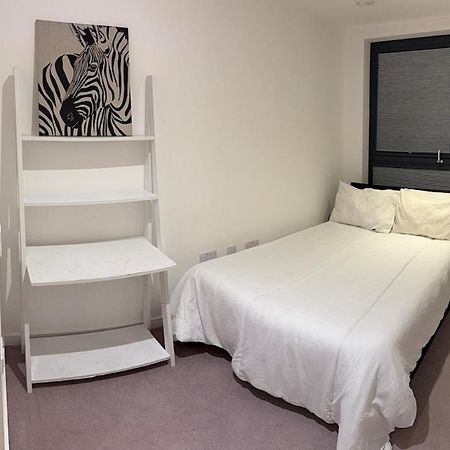 New 2 Bed Apartment Greenwich Londres Exterior foto